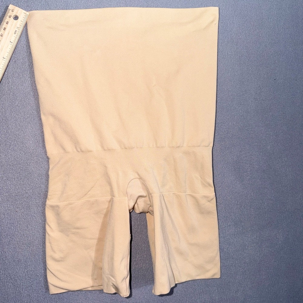 Assets by Spanx Large Tan High Waisted Mid Thigh Body Shaper Shapewear Shorts
